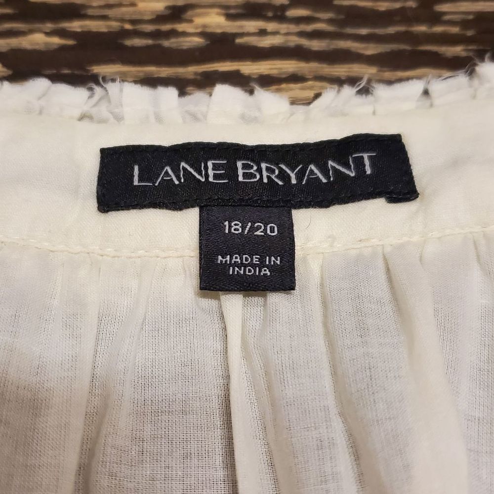 Lane Bryant Black/White Peasant Top Sz 18/20 - Picture 3 of 3